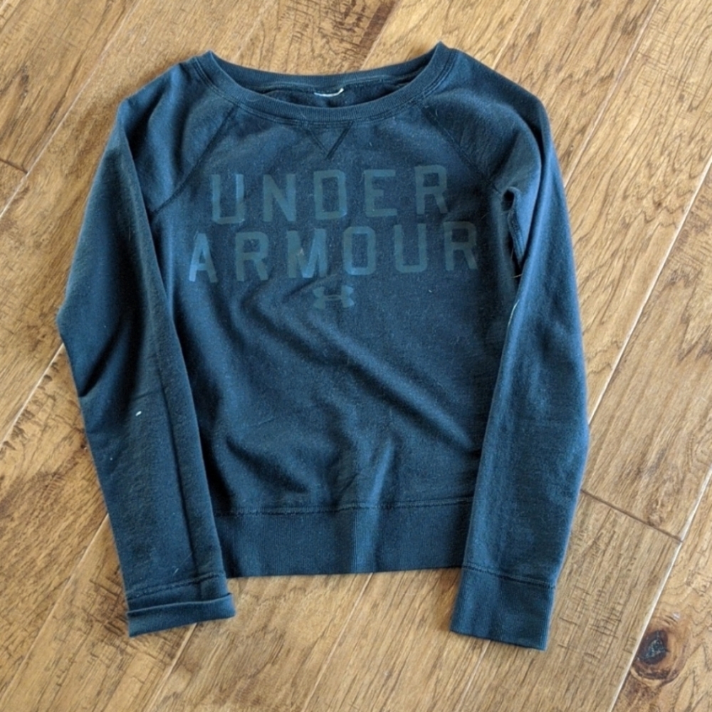 Women's wide neck UA sweatshirt